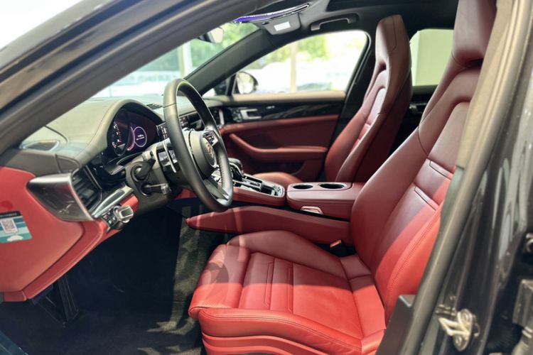 Used Porsche Panamera 2021 Panamera 2.9T Interior 5