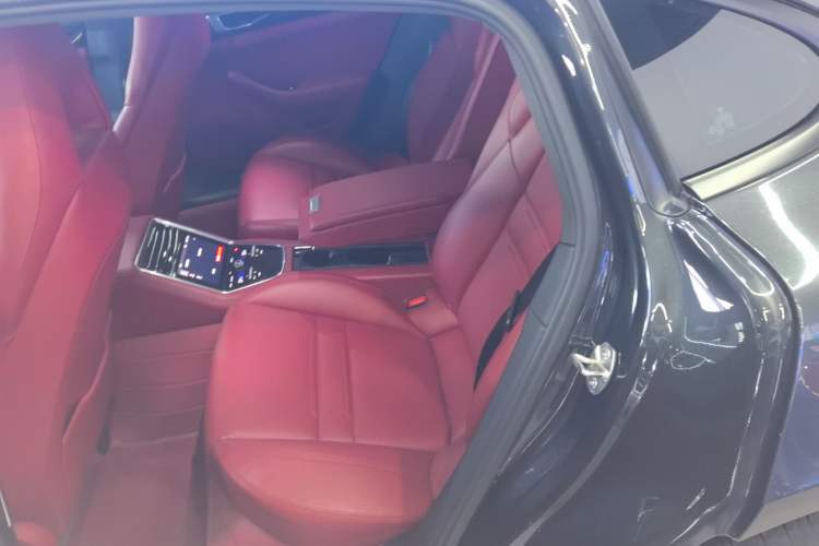 Used Porsche Panamera 2021 Panamera 2.9T Left Rear Seat