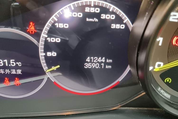 Used Porsche Panamera 2021 Panamera 4S E-Hybrid Executive Long Wheelbase 2.9T Odometer Close Up