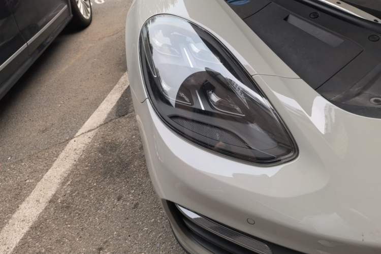 Used Porsche Panamera 2021 Panamera 2.9T Right Front Headlight