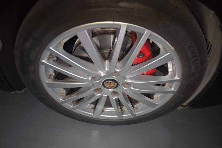 Used Porsche Panamera 2021 Panamera 2.9T Right Front Wheel Hub