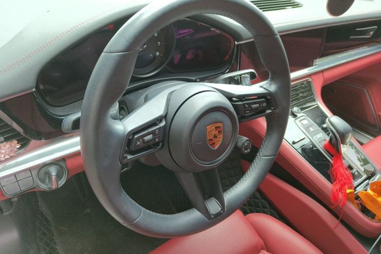 Used Porsche Panamera 2021 Panamera Executive Long Wheelbase 2.9T Steering Wheel