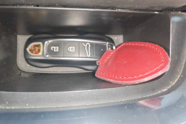 Used Porsche Panamera 2021 Panamera 4 Executive Long Wheelbase 2.9T Vehicle Key