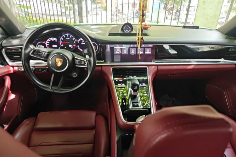 Used Porsche Panamera 2021 Panamera 2.9T Center Console