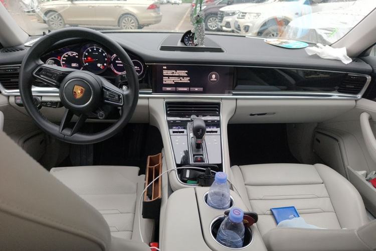 Used Porsche Panamera 2021 Panamera 4 Sport Turismo 2.9T Center Console