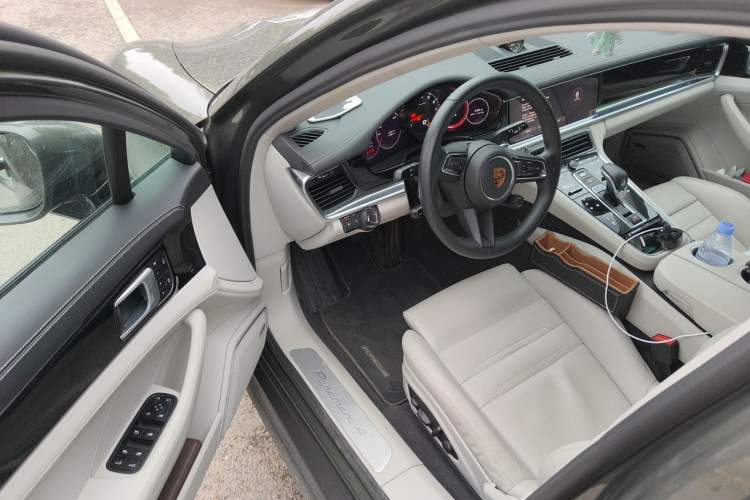Used Porsche Panamera 2021 Panamera 4 Sport Turismo 2.9T Driver Seat