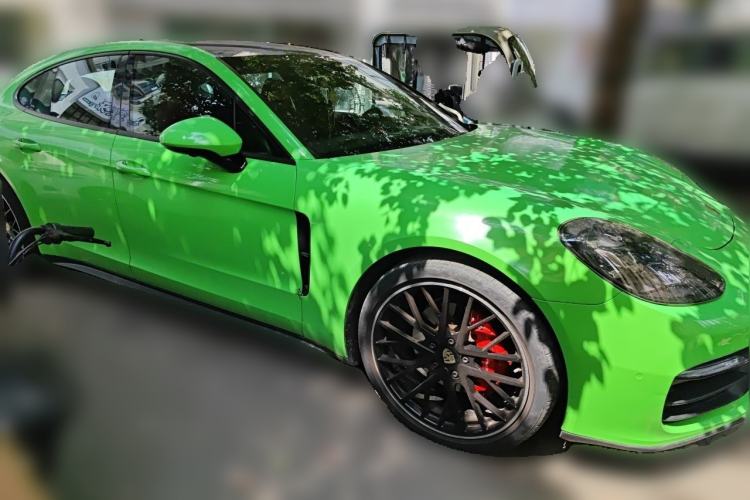 Used Porsche Panamera 2021 Panamera 2.9T Front Right 45 Deg