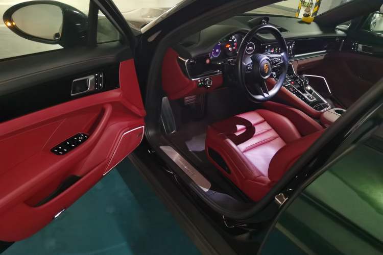 Used Porsche Panamera 2021 Panamera 2.9T Interior 3
