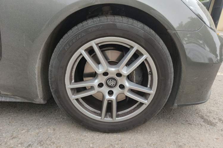 Used Porsche Panamera 2021 Panamera 4 Sport Turismo 2.9T Right Front Wheel Hub