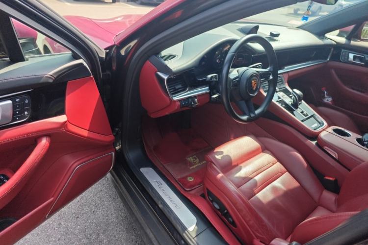 Used Porsche Panamera 2021 Panamera 2.9T Interior 3