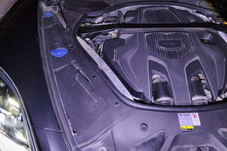 Used Porsche Panamera 2021 Panamera 2.9T Engine Bay Right