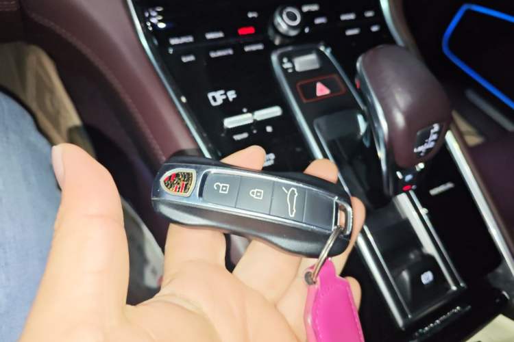 Used Porsche Panamera 2021 Panamera 4 E-Hybrid Executive Long Wheelbase 2.9T Vehicle Key