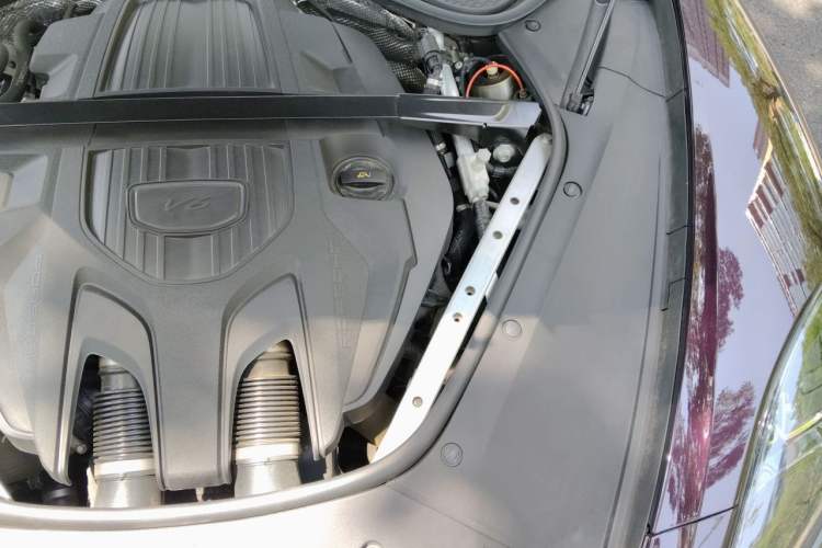 Used Porsche Panamera 2021 Panamera 4 Executive Long Wheelbase 2.9T Engine Bay Left