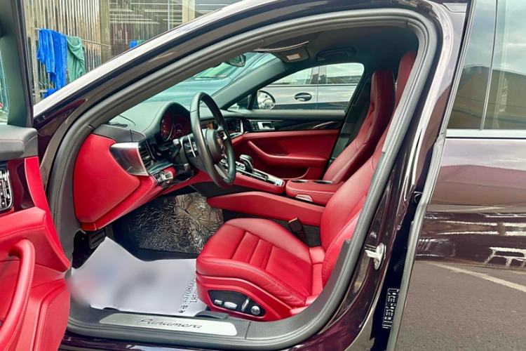 Used Porsche Panamera 2021 Panamera 2.9T Interior 4