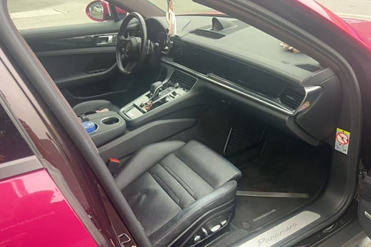 Used Porsche Panamera 2021 Panamera 2.9T Interior 4
