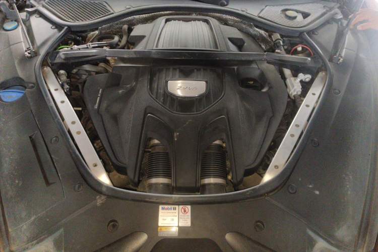 Used Porsche Panamera 2021 Panamera 2.9T Engine Bay