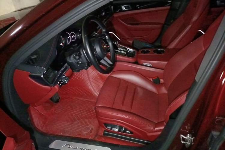 Used Porsche Panamera 2021 Panamera 4 Executive Long Wheelbase 2.9T Left Front Seat