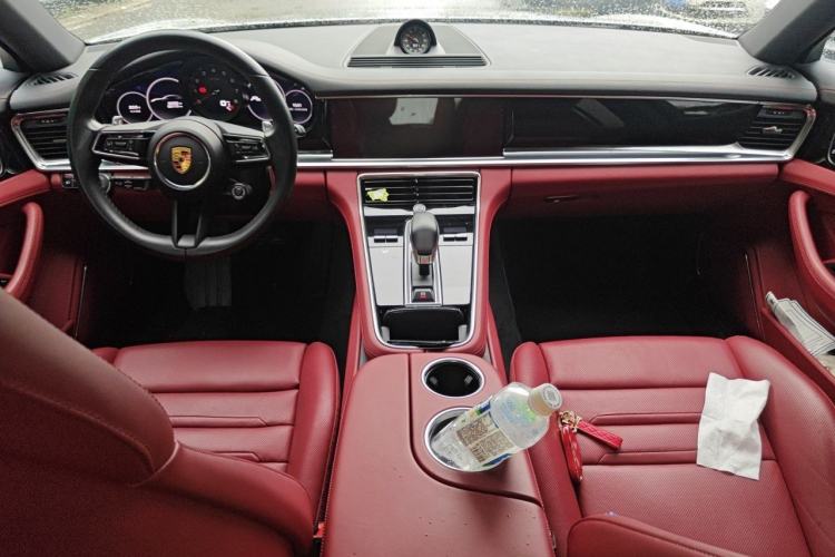 Used Porsche Panamera 2021 Panamera 2.9T Center Console