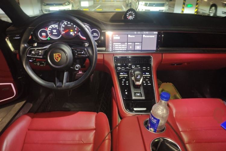 Used Porsche Panamera 2021 Panamera 4 Executive Long Wheelbase 2.9T Center Console