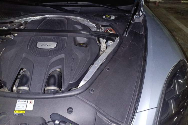 Used Porsche Panamera 2021 Panamera 2.9T Engine Bay Left