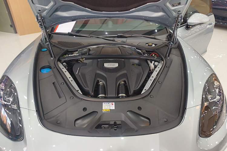 Used Porsche Panamera 2021 Panamera 2.9T Engine Bay