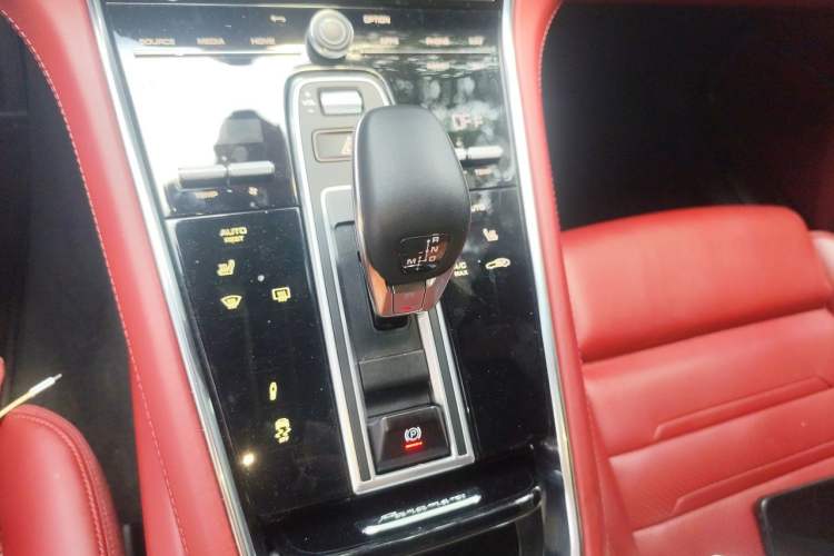 Used Porsche Panamera 2021 Panamera 2.9T Gear Lever
