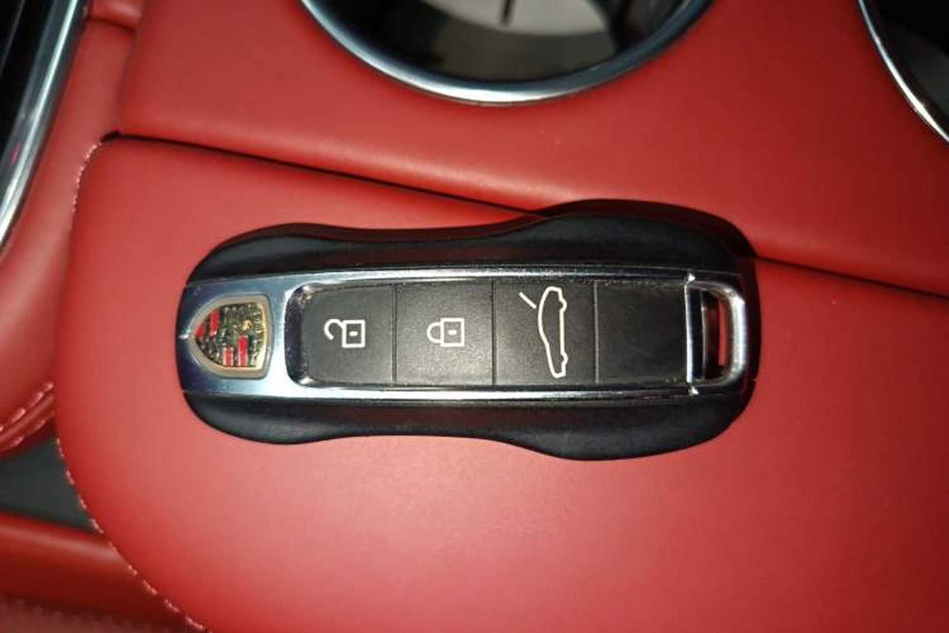 Used Porsche Panamera 2021 Panamera 2.9T Interior 1