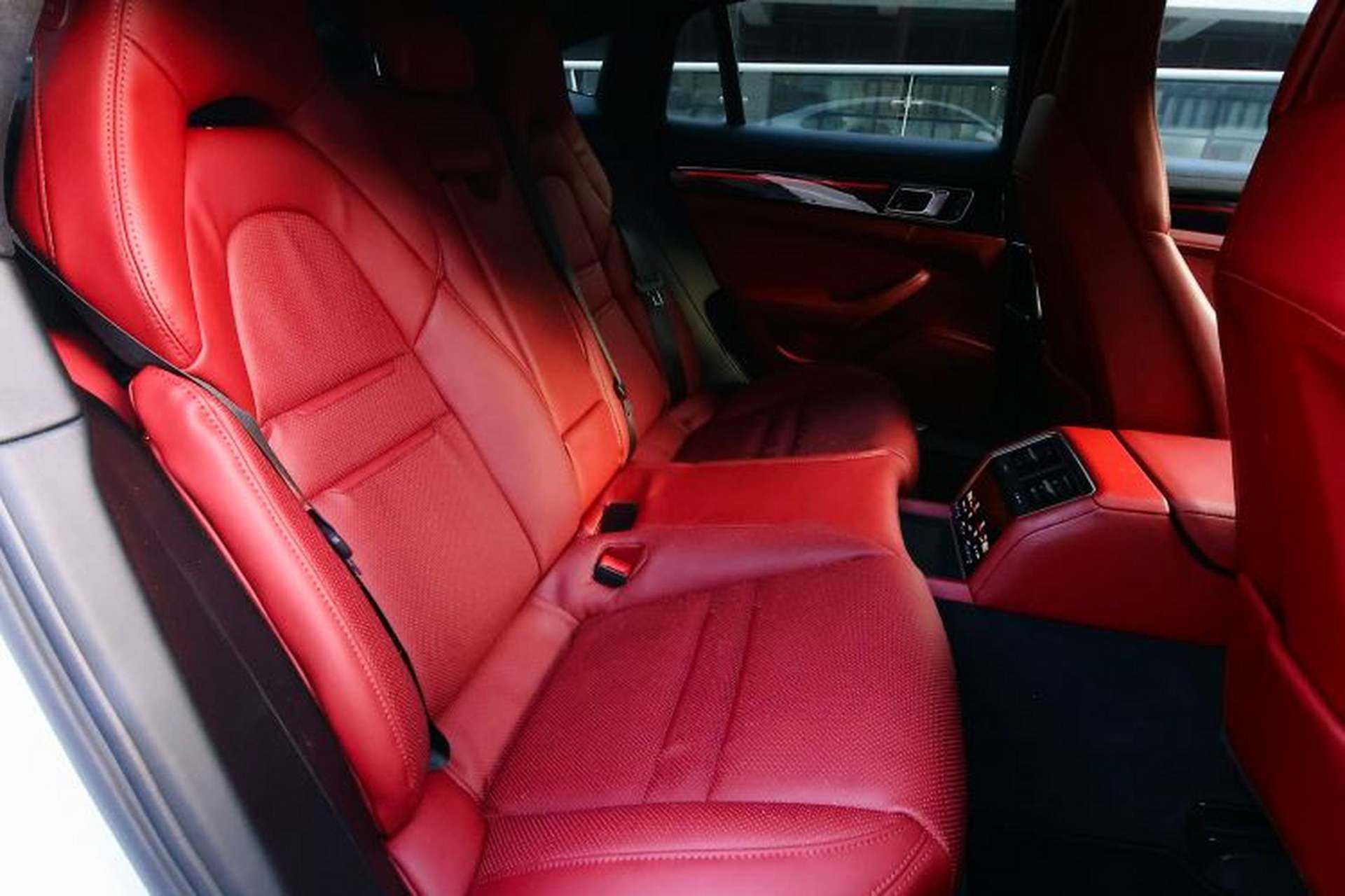 Used Porsche Panamera 2021 Panamera 2.9T Interior 2