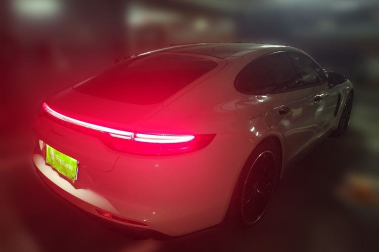 Used Porsche Panamera 2021 Panamera 2.9T Rear Right 45 Deg