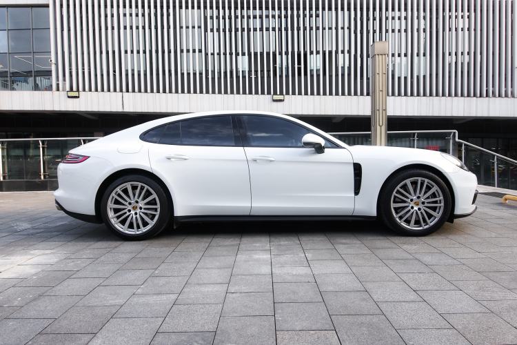 Used Porsche Panamera 2021 Panamera 2.9T Right Side