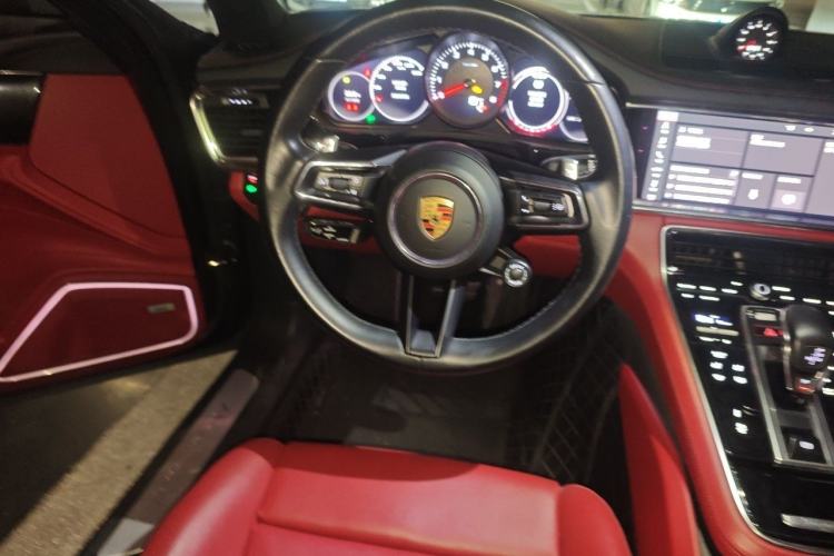 Used Porsche Panamera 2021 Panamera 4 Executive Long Wheelbase 2.9T Steering Wheel