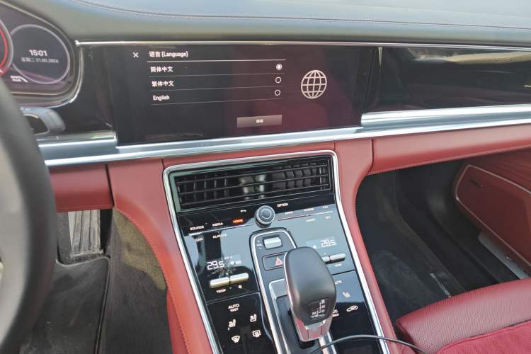 Used Porsche Panamera 2021 Panamera 4 Executive Long Wheelbase 2.9T Audio And AC Panel