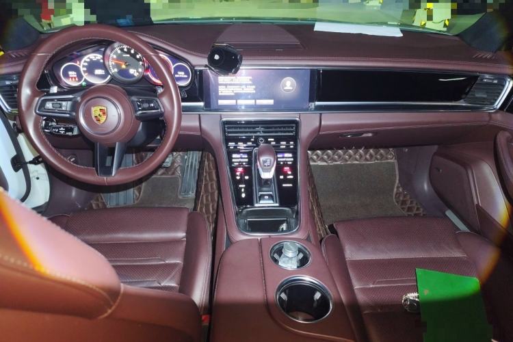 Used Porsche Panamera 2021 Panamera 2.9T Center Console