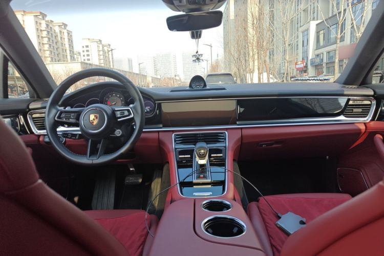 Used Porsche Panamera 2021 Panamera 4 Executive Long Wheelbase 2.9T Center Console