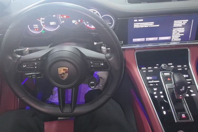 Used Porsche Panamera 2021 Panamera 2.9T Center Console