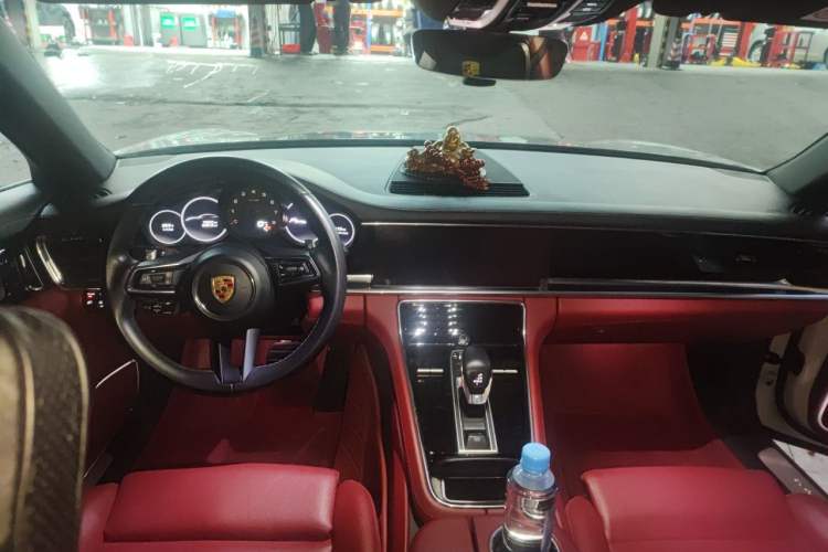 Used Porsche Panamera 2021 Panamera 2.9T Center Console