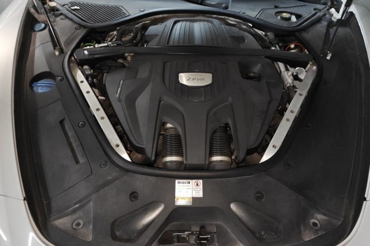Used Porsche Panamera 2021 Panamera 2.9T Engine Bay