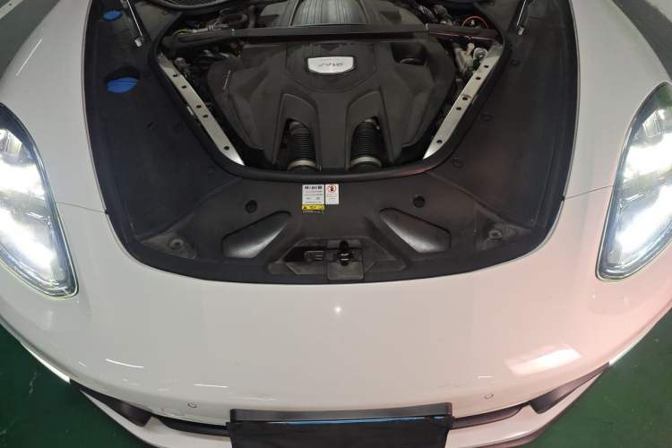 Used Porsche Panamera 2021 Panamera 2.9T Engine Bay