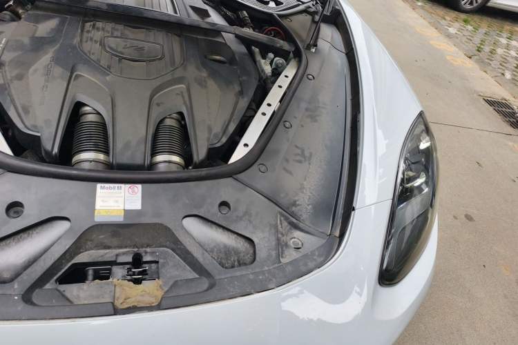 Used Porsche Panamera 2021 Panamera 2.9T Engine Bay Left