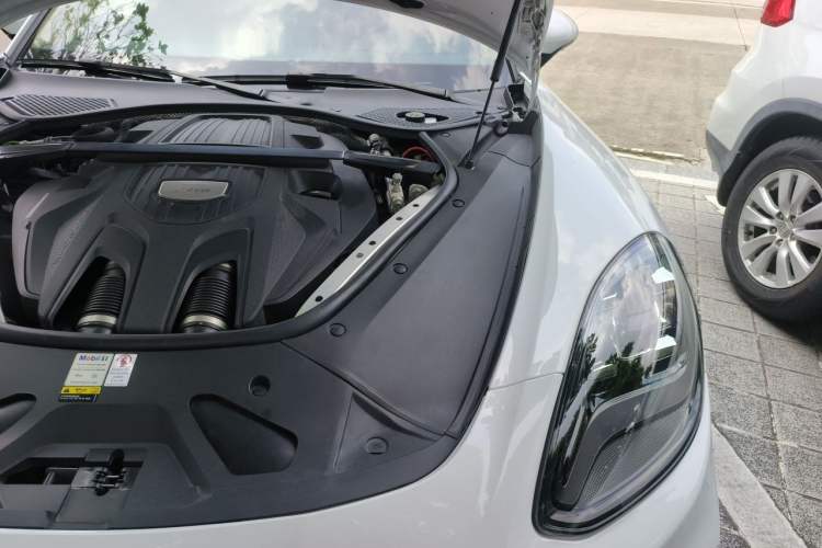 Used Porsche Panamera 2021 Panamera 2.9T Engine Bay Left