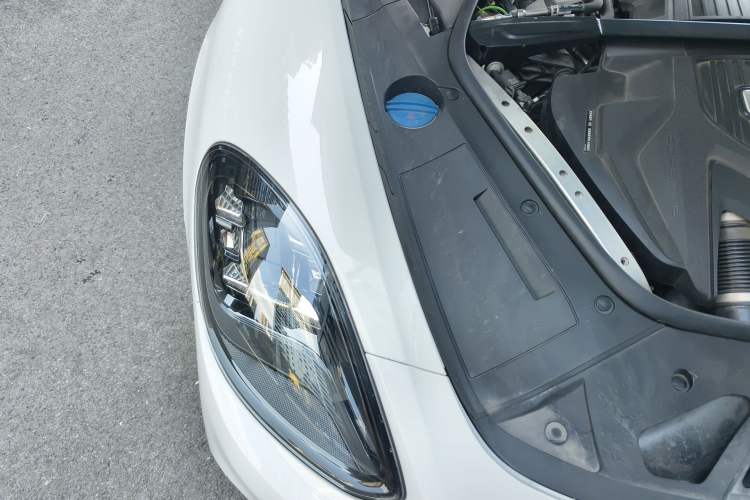 Used Porsche Panamera 2021 Panamera 2.9T Engine Bay Right