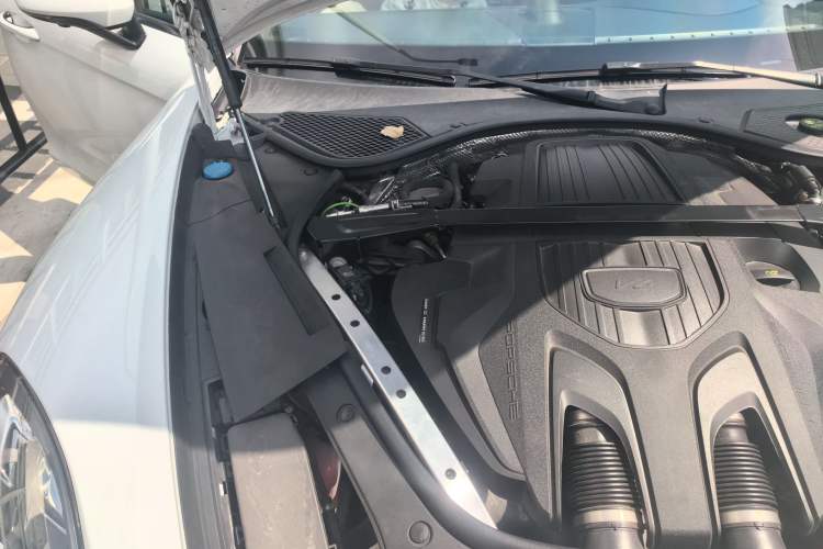 Used Porsche Panamera 2021 Panamera 2.9T Engine Bay Right