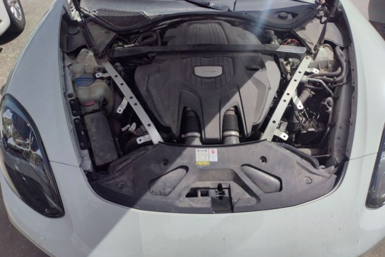Used Porsche Panamera 2021 Panamera Executive Long Wheelbase 2.9T Engine Bay