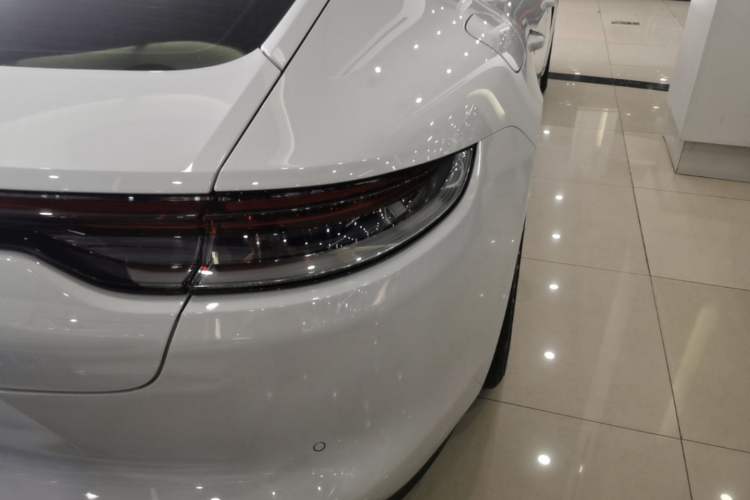 Used Porsche Panamera 2021 Panamera 2.9T Exterior 3