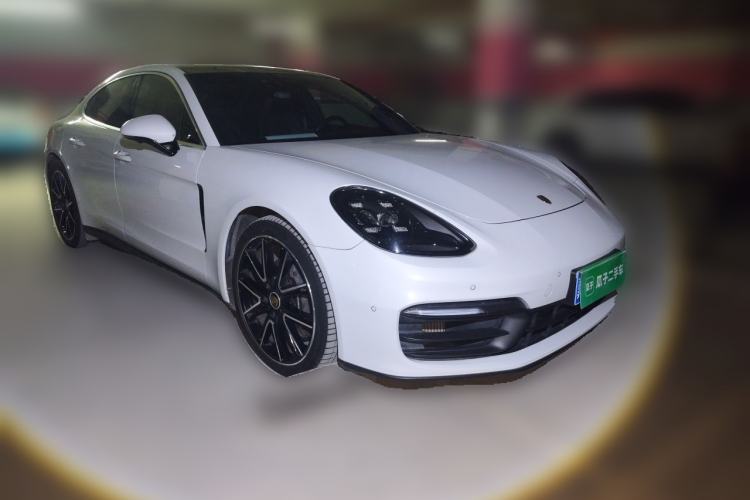 Used Porsche Panamera 2021 Panamera 2.9T Front Right 45 Deg