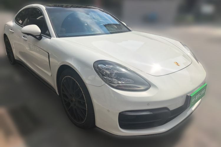 Used Porsche Panamera 2021 Panamera 2.9T Front Right 45 Deg