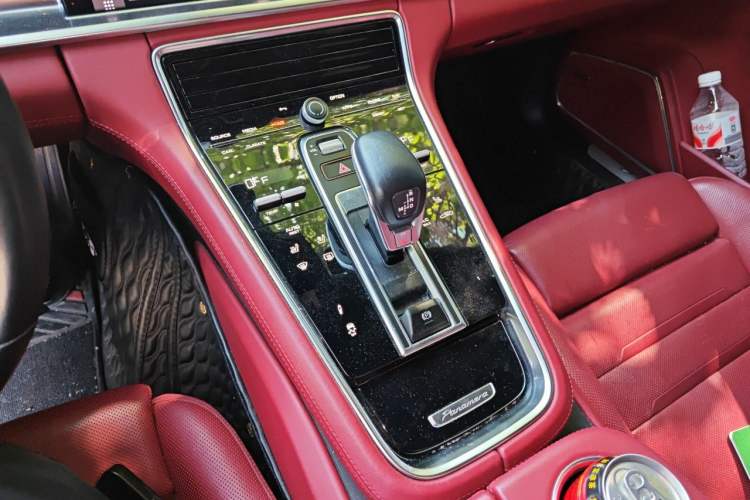 Used Porsche Panamera 2021 Panamera 4 Executive Long Wheelbase 2.9T Gear Lever