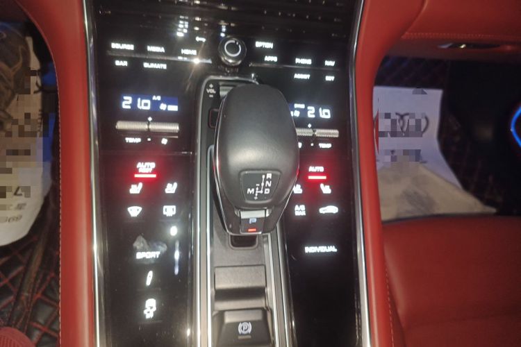 Used Porsche Panamera 2021 Panamera 4 Executive Long Wheelbase 2.9T Gear Lever