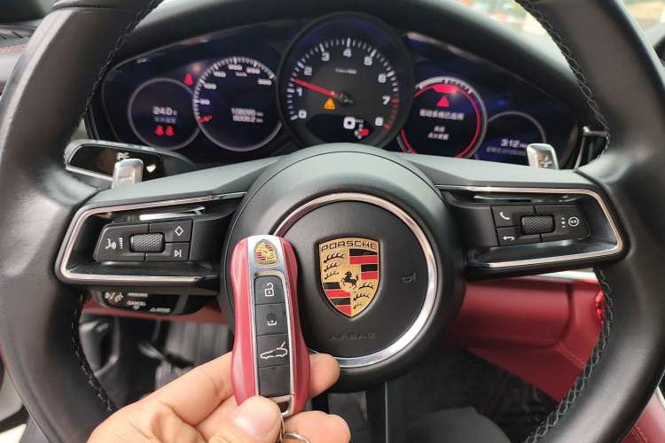 Used Porsche Panamera 2021 Panamera 2.9T Interior 1