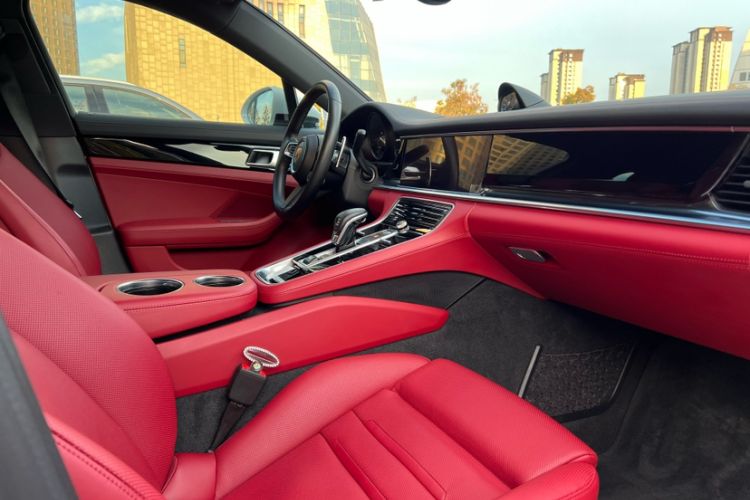 Used Porsche Panamera 2021 Panamera 2.9T Interior 1